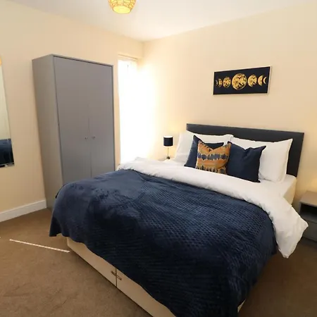 The Retreat - Ih21all - 6 Apartment Thornaby on Tees