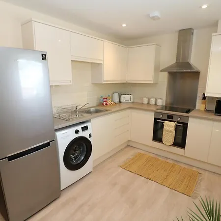 The Retreat - Ih21all - 6 Apartment Thornaby on Tees