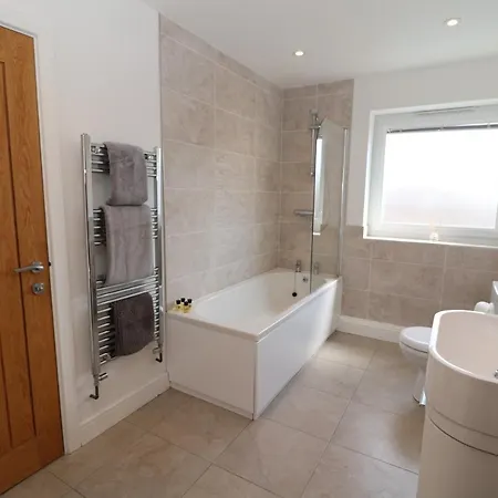 The Retreat - Ih21all - 6 Apartment Thornaby on Tees